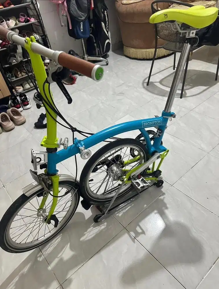 Sepeda brompton M6R lime green - lagoon blue