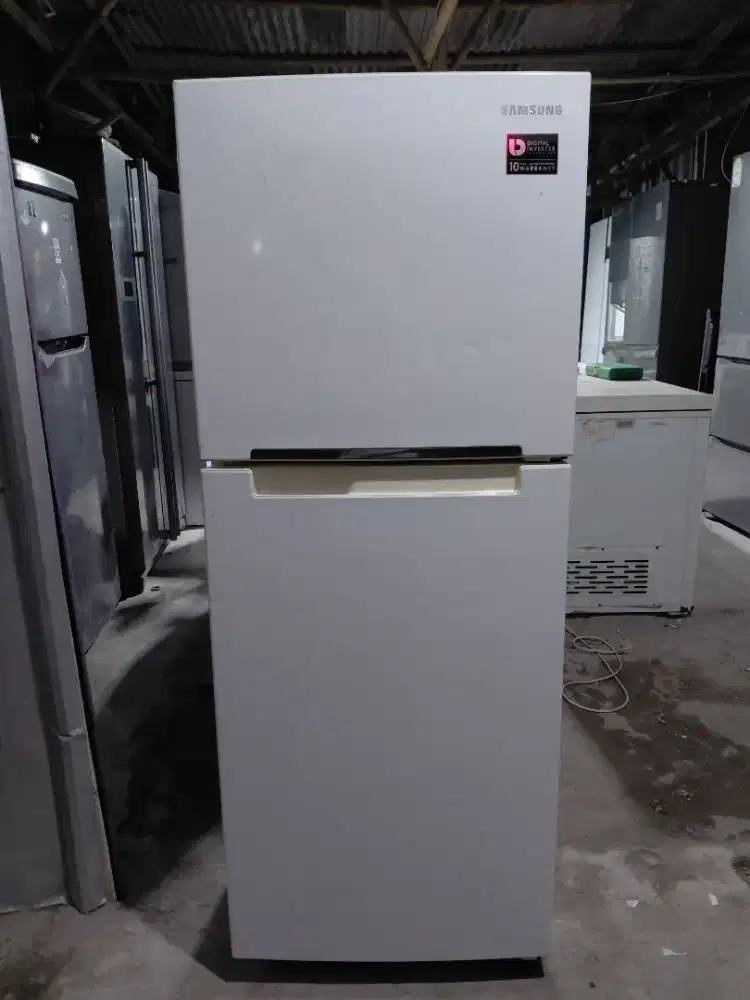 Kulkas 2 pintu samsung inverter