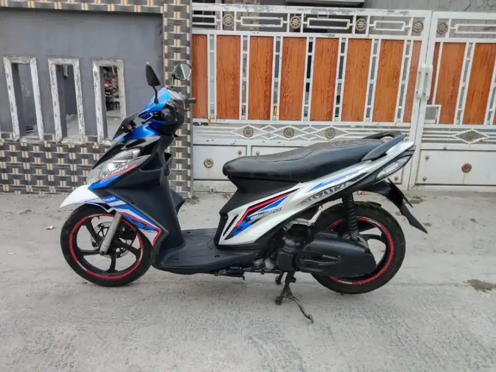 Suzuki SkyDrive 125cc thn 2012 di Tangerang cadas