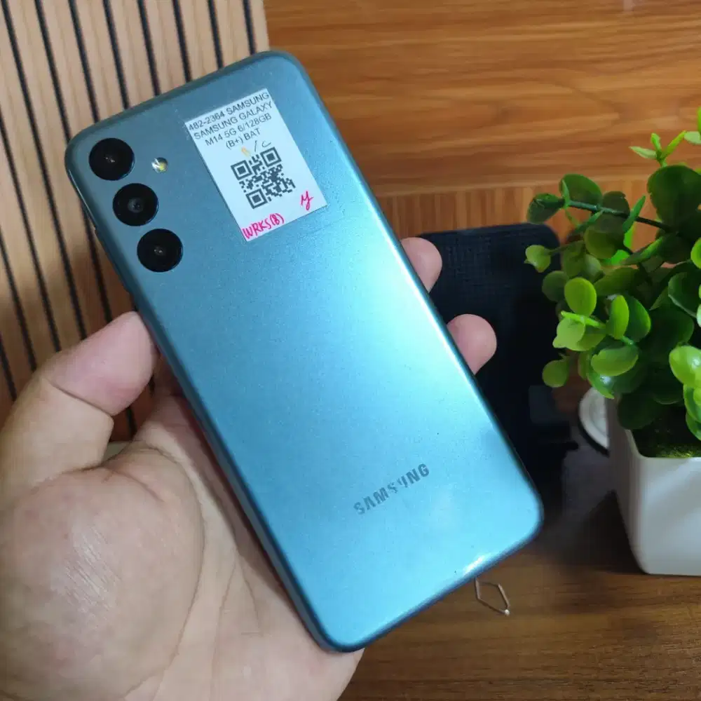 Samsung M14 5G ram 6/128 hp dan casan mulus