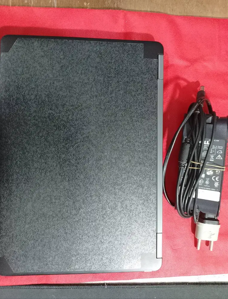 Dell Latitude E5270 i5 Gen 6 RAM 4GB TANPA HDD, SSD, NVME