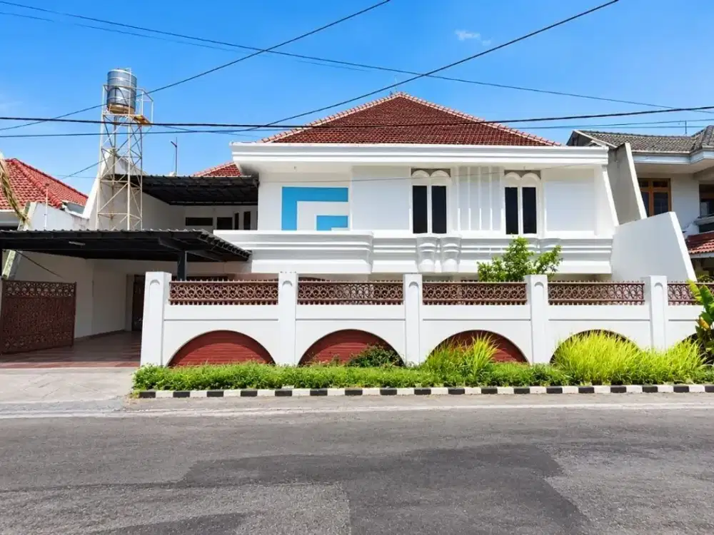 rumah old money di kertajaya indah timur strategis dekat raya kertajaya dan ITS unair dan galaxy mall dharmahusada manyar surabaya