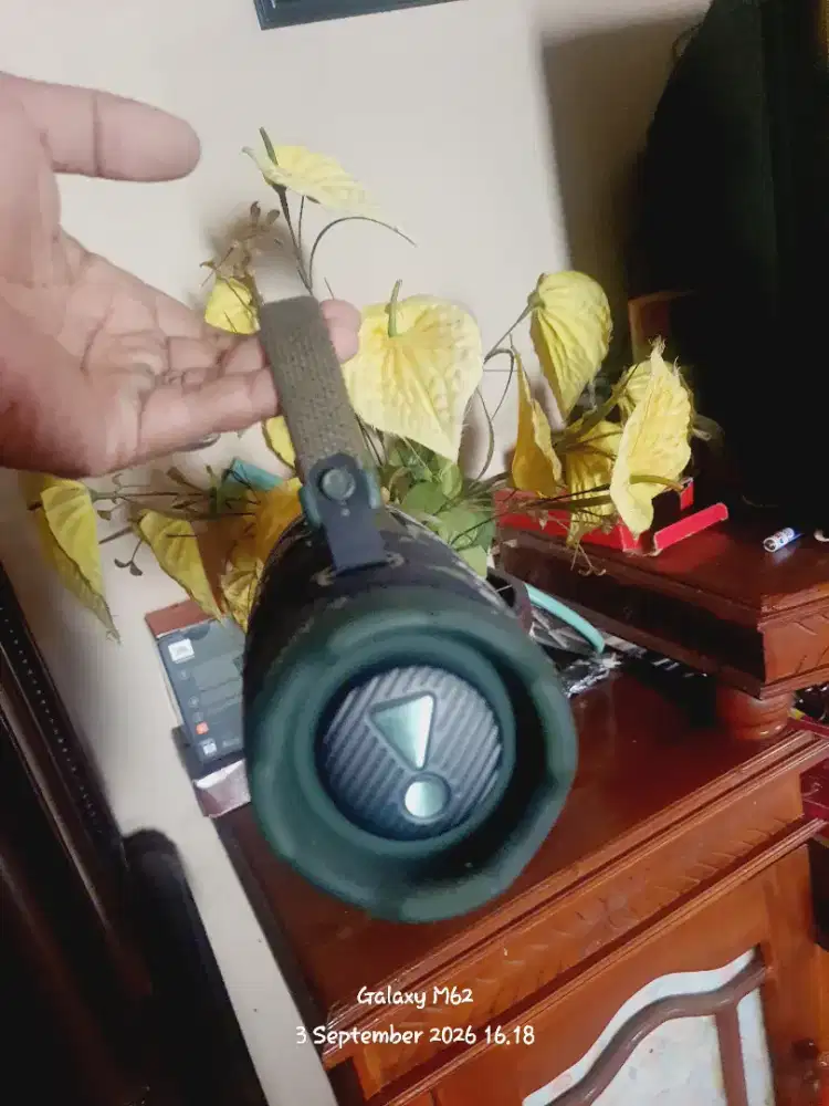 Jbl charge 6 no minus masih jos conect ke aplikasi