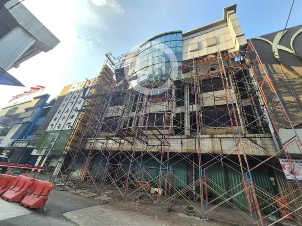 Ruko Gandeng 3 di Boulevard Barat Kelapa Gading Jakarta Utara