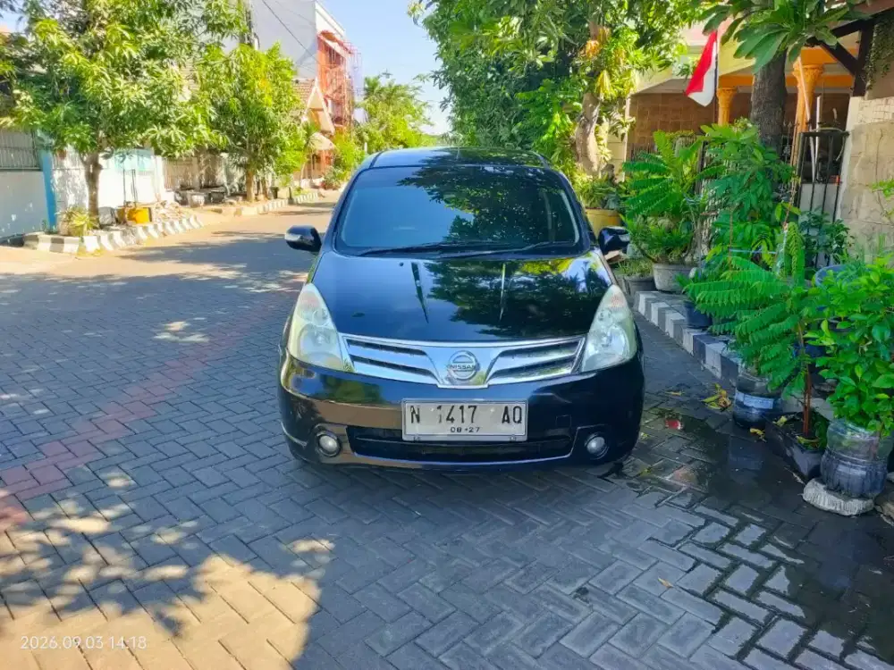 Nissan grand livina XV 1.5 ultimate a/t 2012 bisa kredit