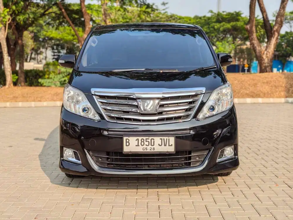 TOYOTA ALPHARD 2.4 X BENSIN AT 2013