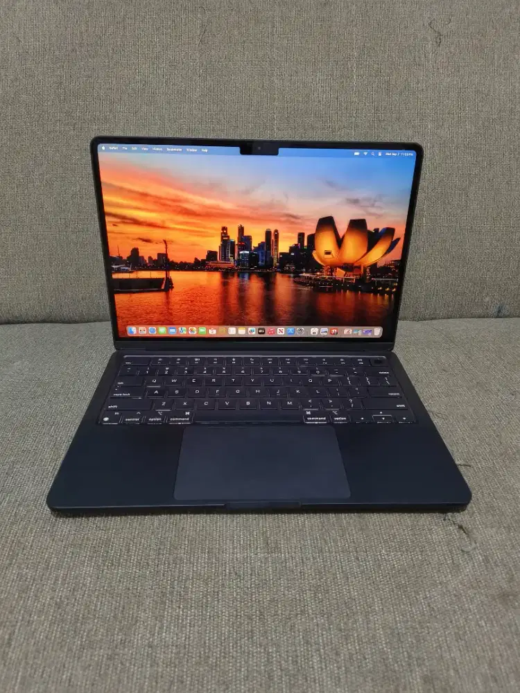 MacBook Air M2 Retina 13in 2022 No Box(ibox) Chip Apple M2 Ram16/256GB