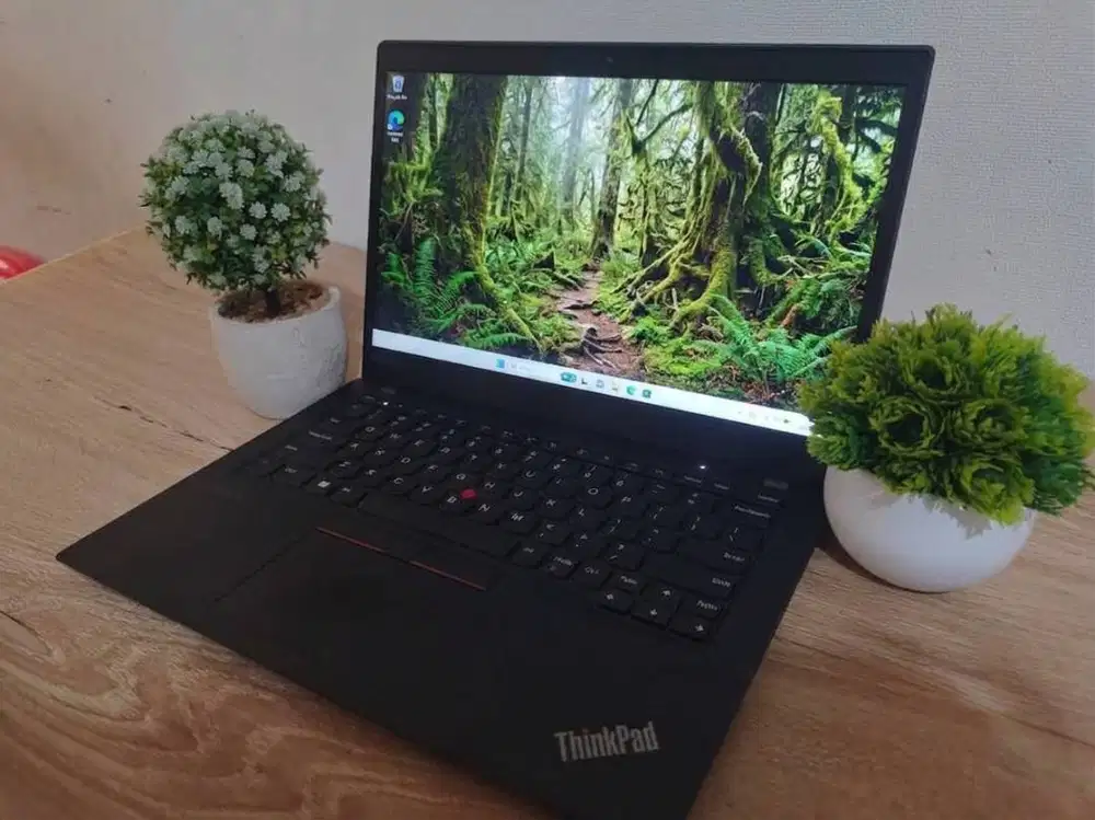 HARGA TURUN! THINKPAD X13 LAPTOP BISNIS COMPACT, RINGKAS & TANGGUH!!