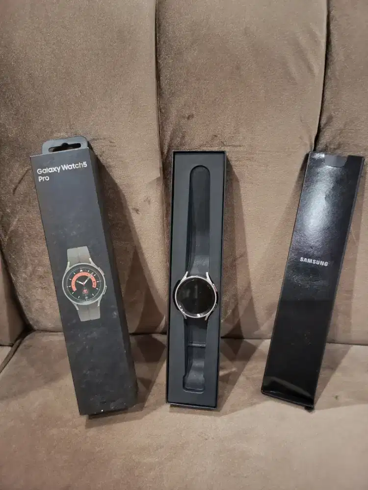 SAMSUNG GALAXY WATCH 5 PRO SW5 PRO NO CHARGER NO TALI MATI TOTAL