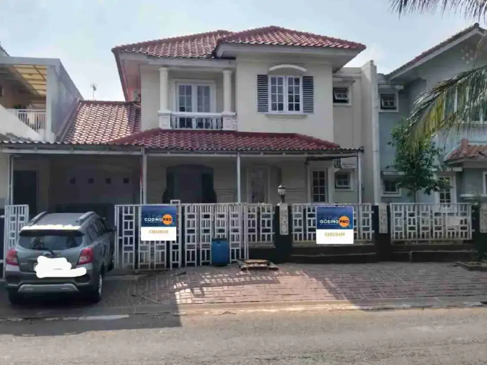 RUMAH 2 LANTAI BOULEVARD LEGENDA WISATA CIBUBUR AKSES DEKAT TOL KOTA WISATA CIBUBUR RAPI SIAP HUNI SHM