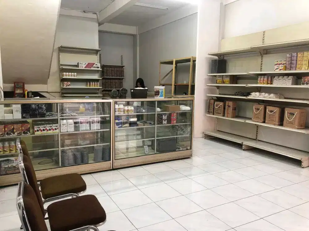AUD.A052 Murah Gudang Model Ruko di Klampis Milennia Surabaya Cocok untuk Kantor, Usaha