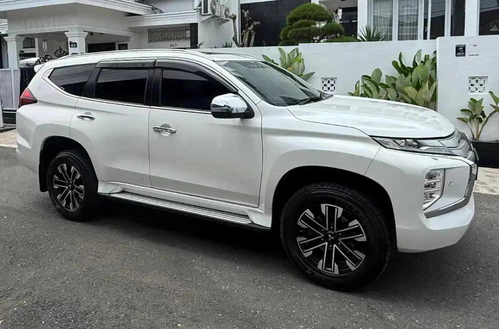Pajero Dakar 2022 Sunroof