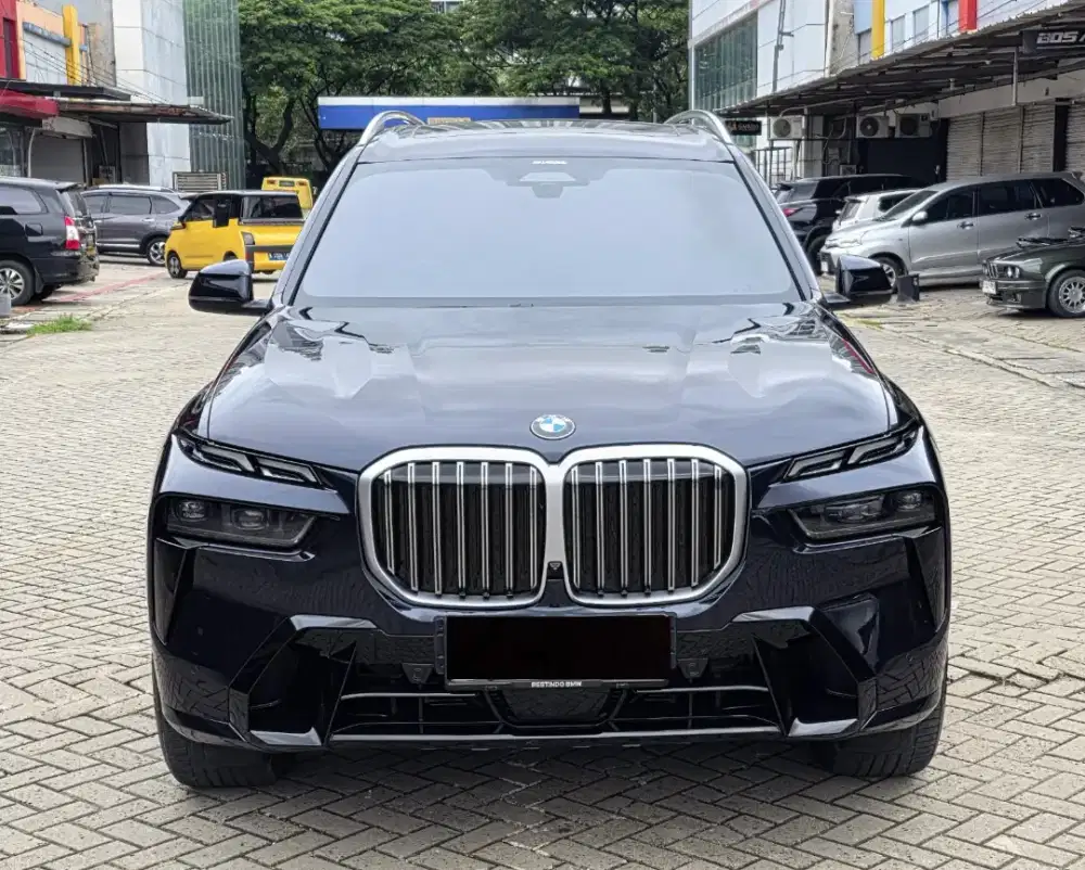 BMW X7 XDrive 2023 ( x 7 )