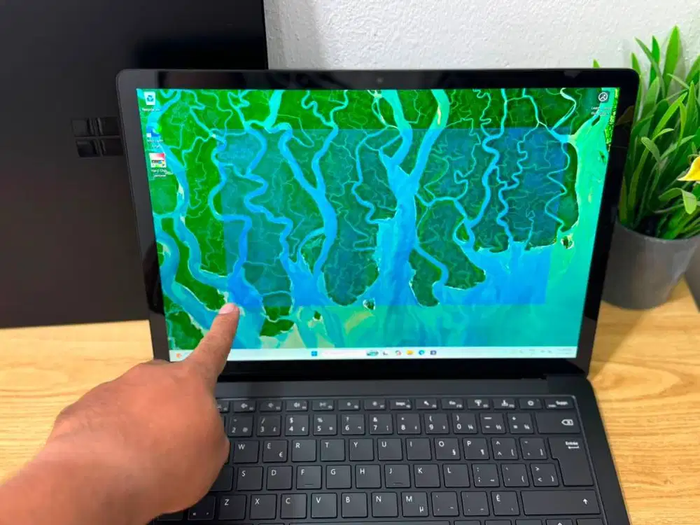 Microsoft Surface book 4 core i5 g11 ra16gb 512gb touch coding sekolah