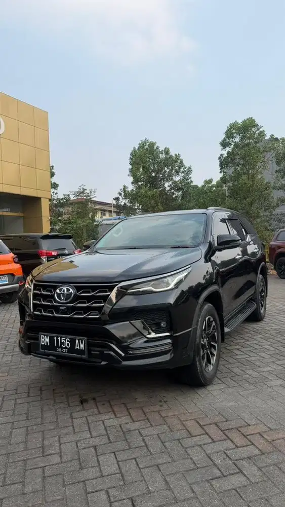 Fortuner VRZ GR 2.8 Tetradrive 4x4 Matic 2022 km 40 rb
