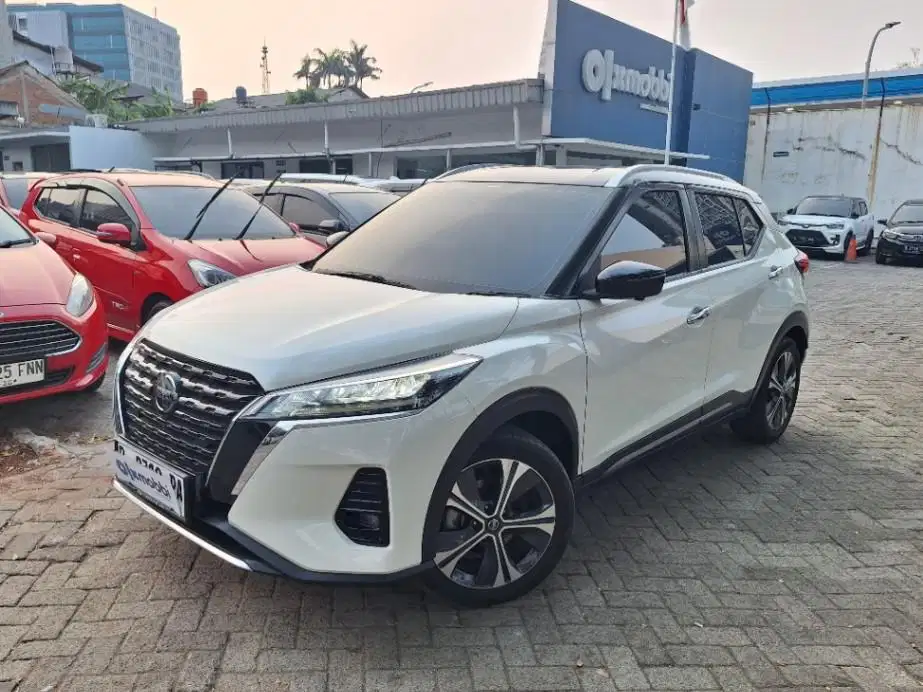 LOW DP Nissan Kicks 1.2 Bensin-AT 2021 9PA