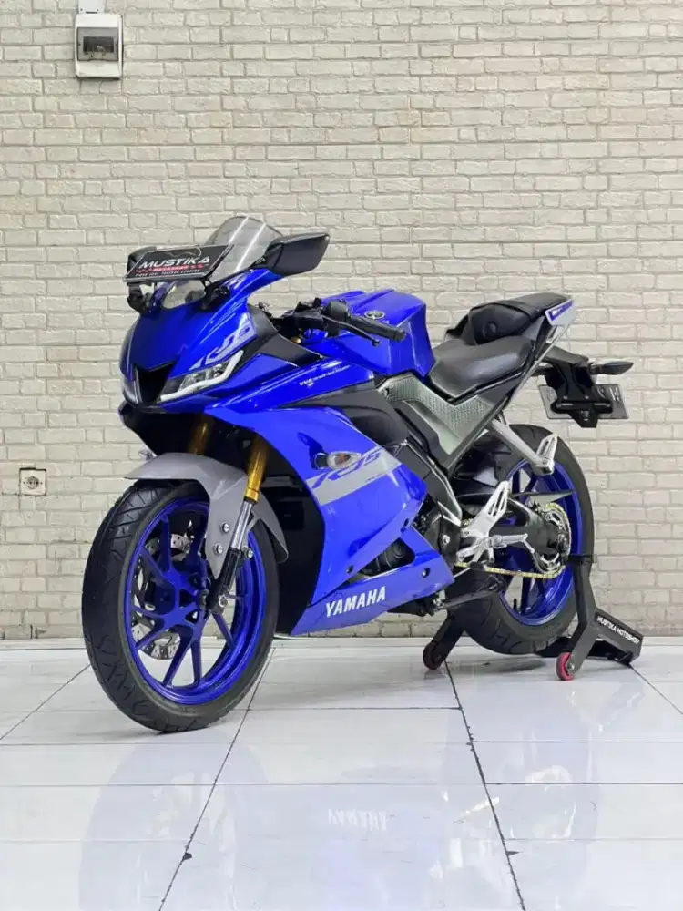 TERMURAH‼️ Yamaha R15 V3 PMK 2022 Blue Favorit
- Dava Mustika