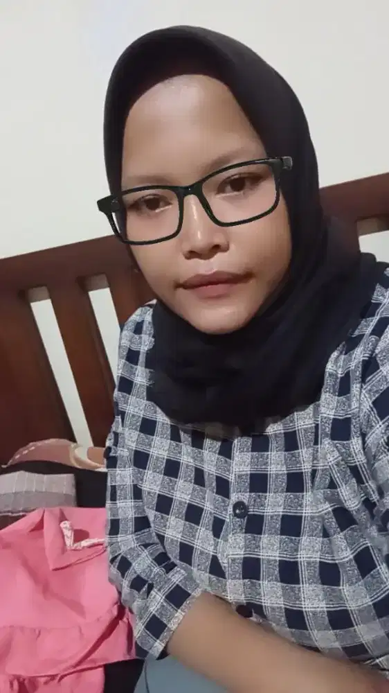 Mencari pekerjaan apa saja asal halal