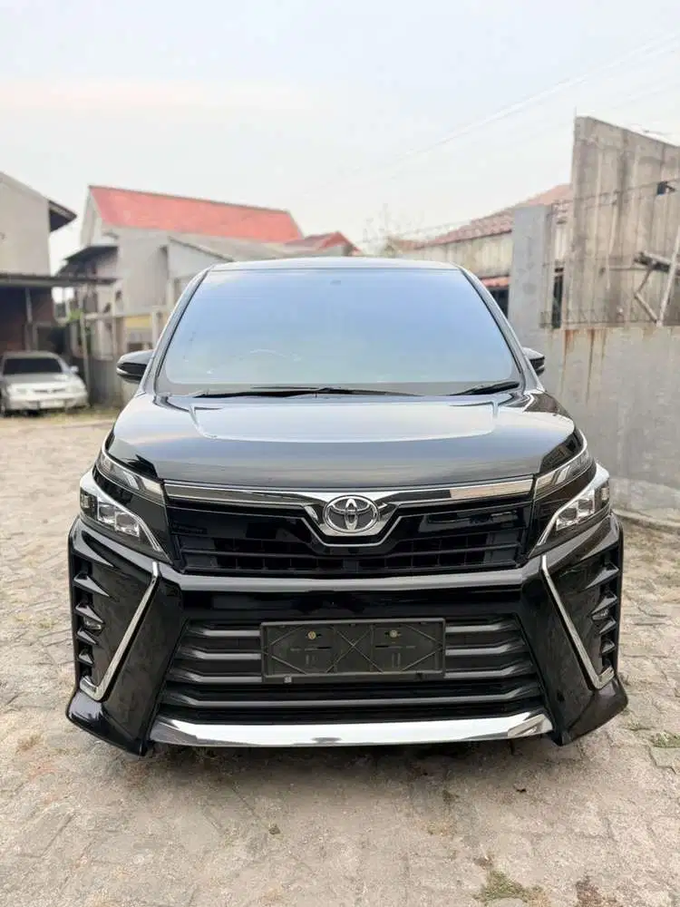Toyota Voxy 2019 Bensin