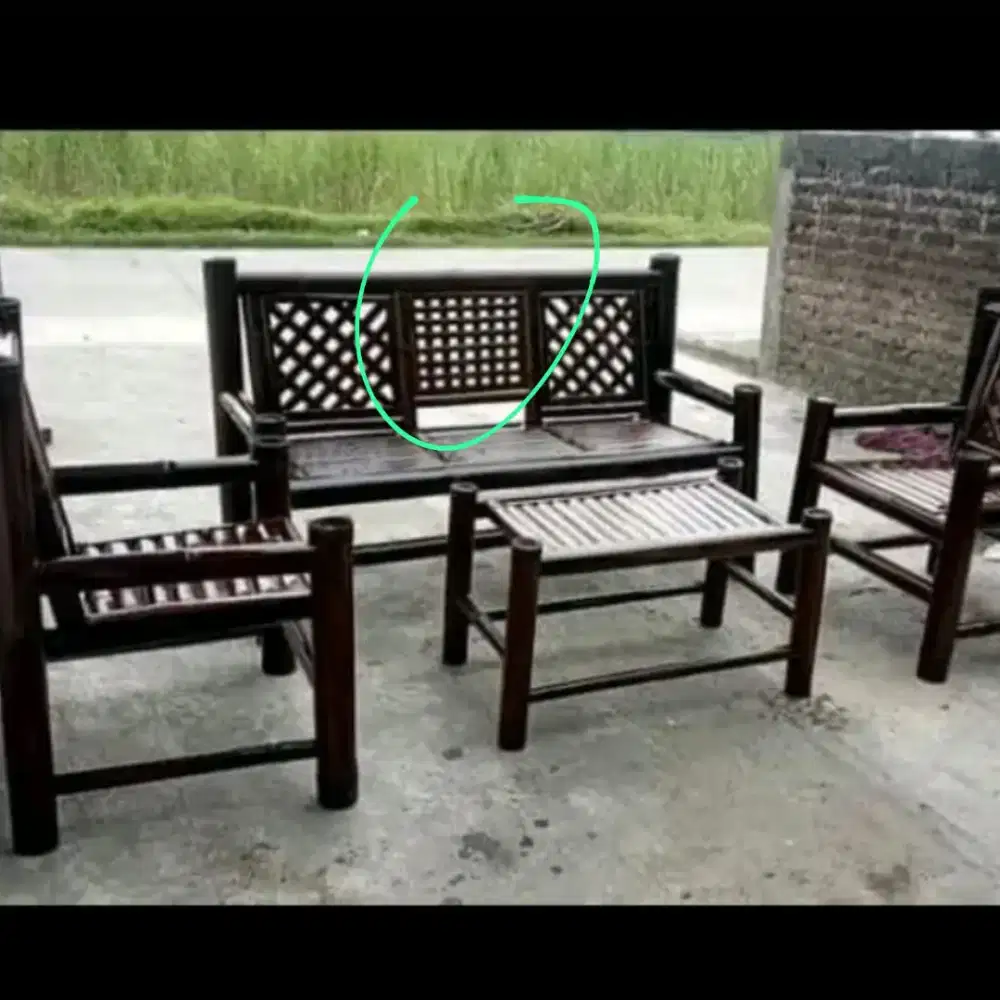 Kursi bambu besar