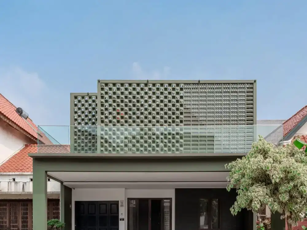 Rumah Hadap Utara Full Renovasi - Alam Sutera