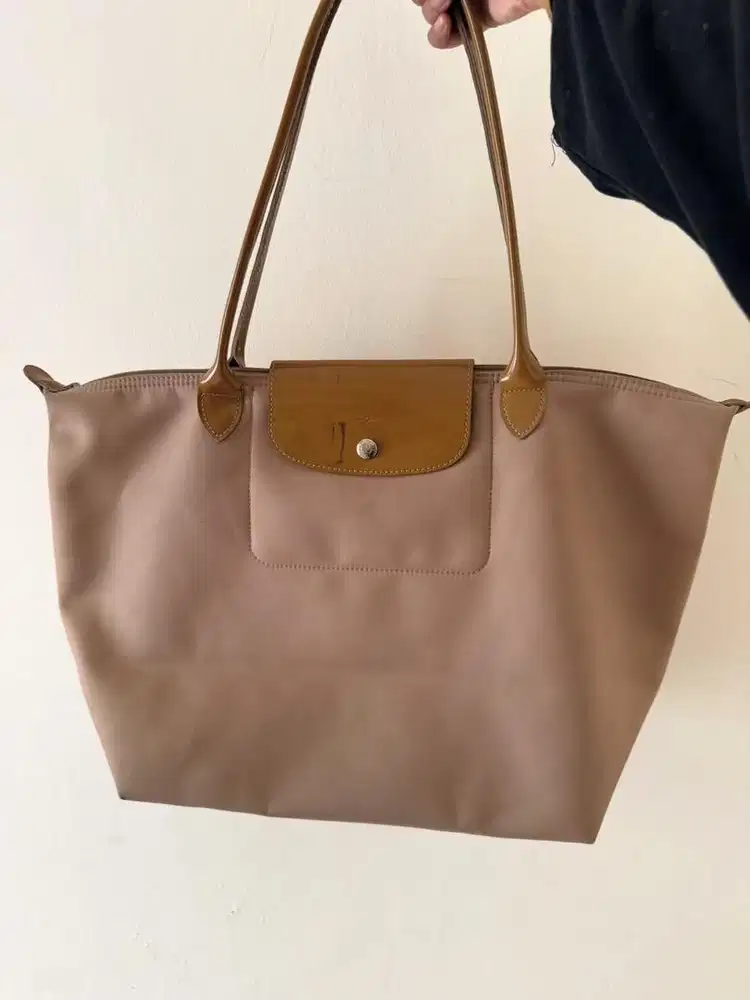 Longchamp le pliage size L cream olive