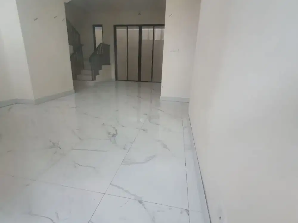 Termurah di Asya! Rumah 3 Lantai Asya Semayang Cakung – 3 KT, 4 KM, 2,1 M Nego