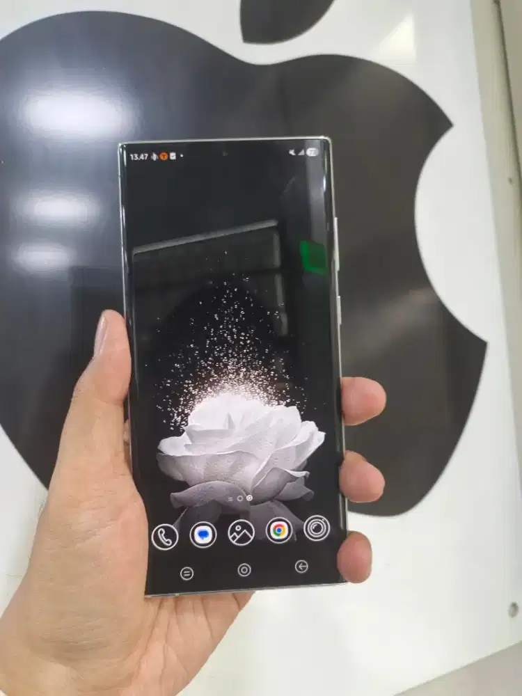 Samsung S22 Ultra 12/256