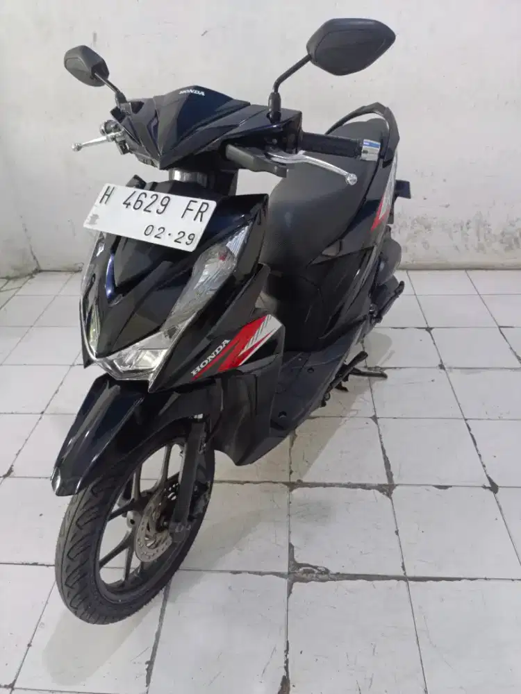 beat led 2024 hitam