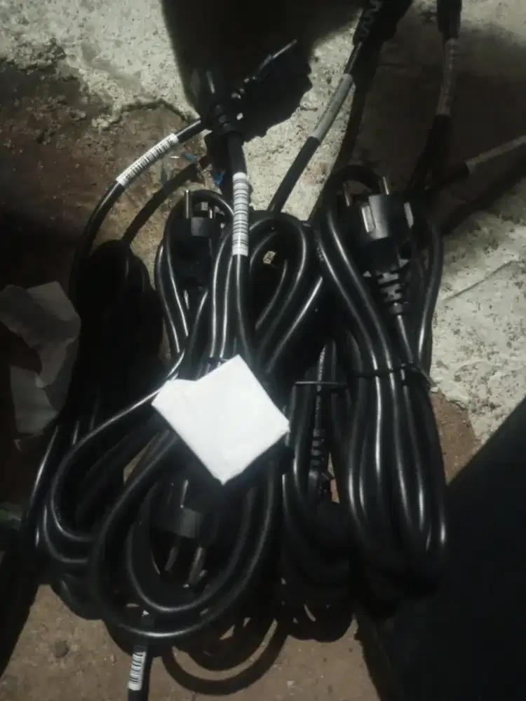 CABEL POWER ORIGINAL FOR PC /PRINTER/PROYEKTOR JAKSEL