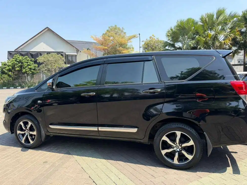 Toyota Kijang Innova 2018 Bensin