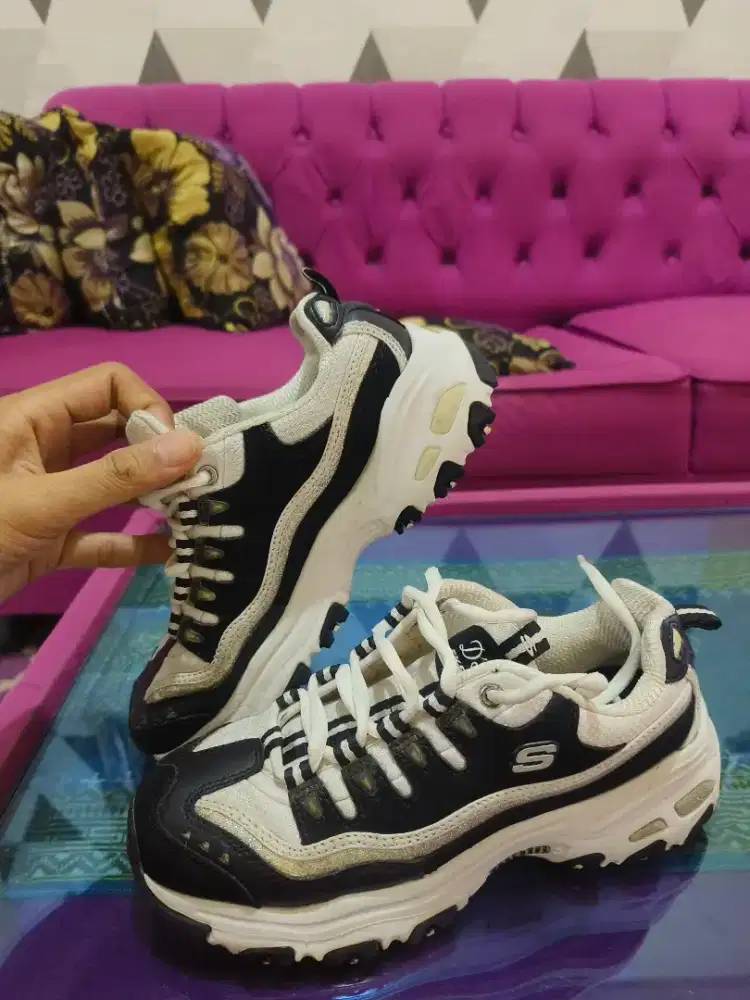 Sepatu Skechers D'lites-New Retro