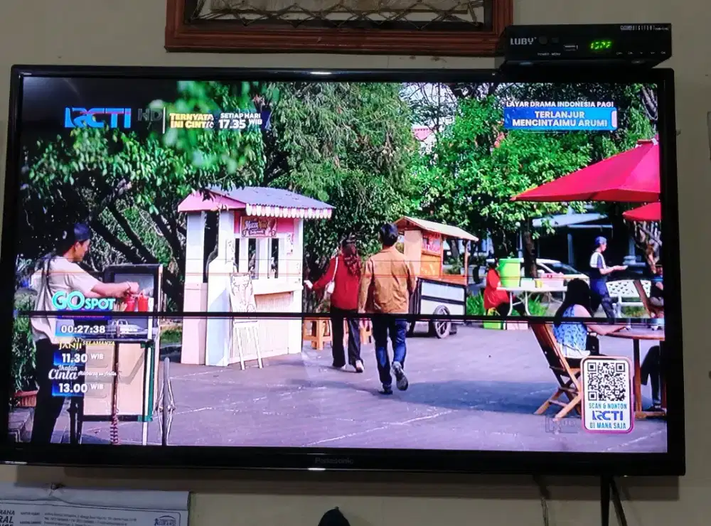 TV LED 32INCHI PANASONIC
