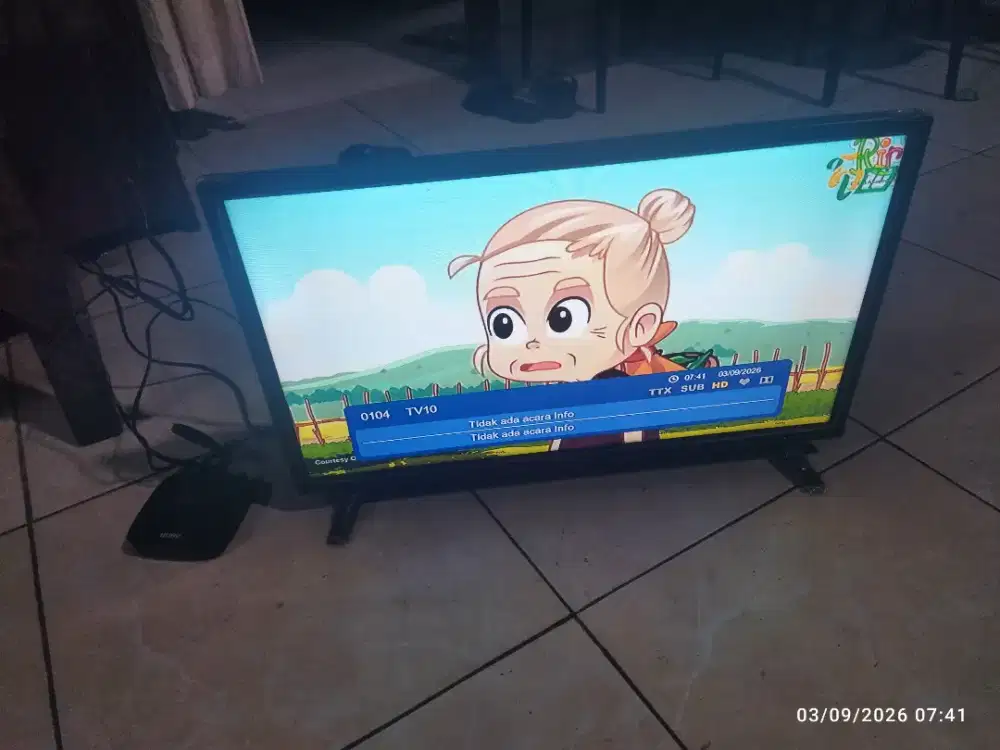 Dijual Tv Led panasonic 24in + stb