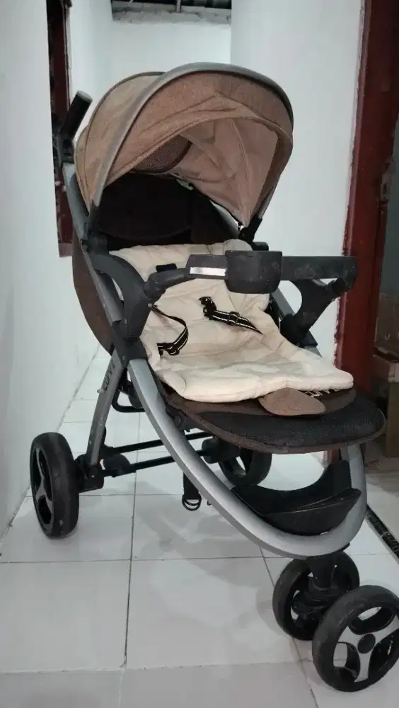 Stroller BabyElle Curv 2 s700