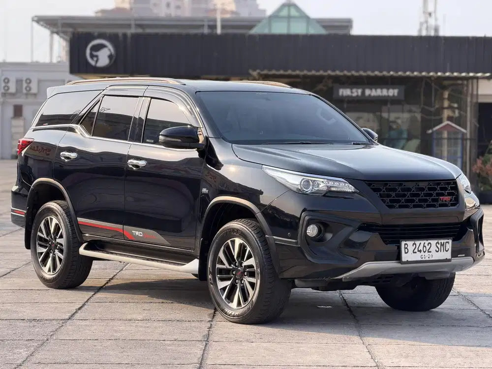 Toyota Fortuner 2.7 SRZ TRD AT 2019