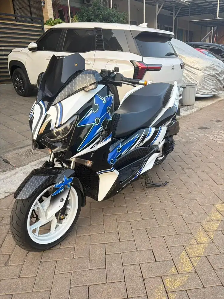 Yamaha xmax 250