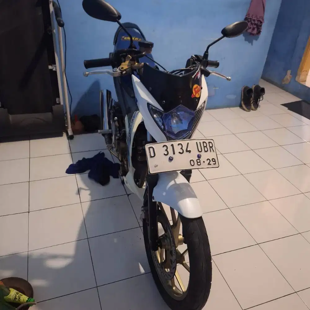 Di jual suzuki satria fu 150 cc 2014