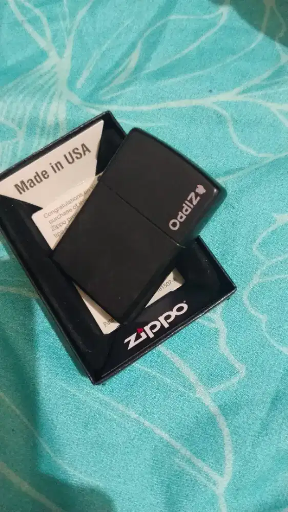 Zippo classic black matte logo