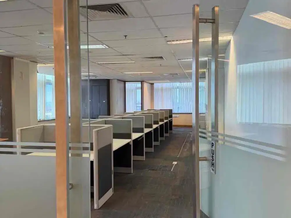 DISEWAKAN OFFICE SPACE DI RECAPITAL BUILDING KEBAYORAN BARU