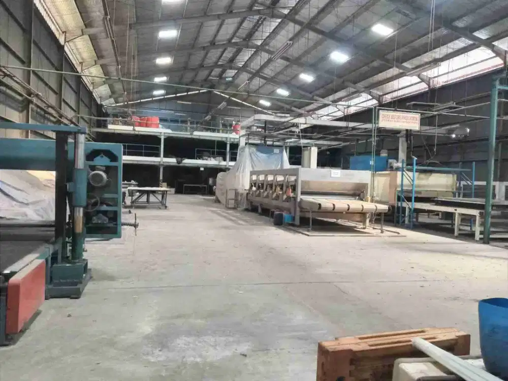 Gudang di kawasan industri olympic sentul