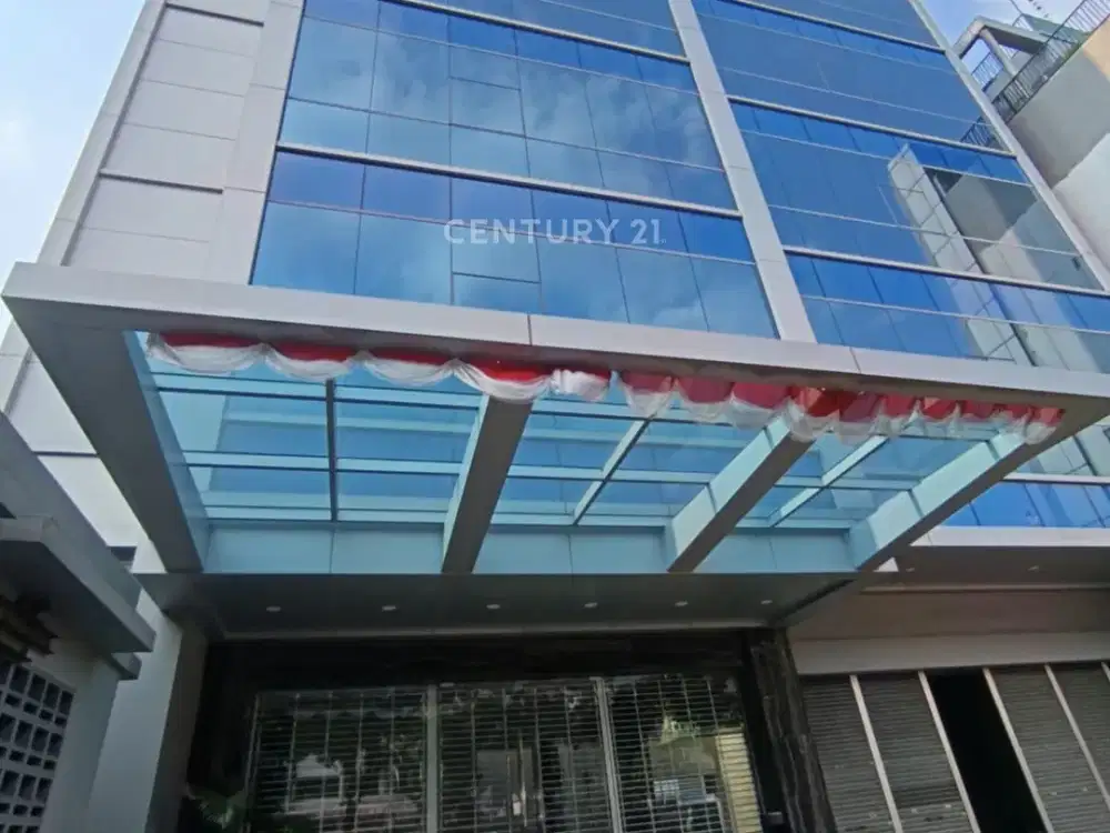 Gedung Semi Furnish Luas Di Tebet Jakarta Selatan