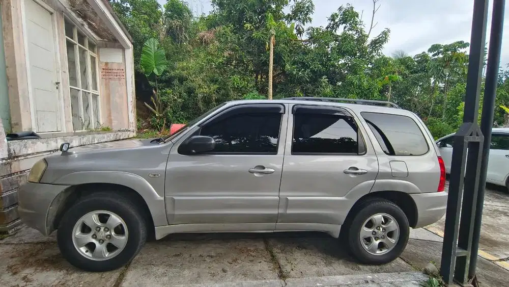 Mazda Tribute v6