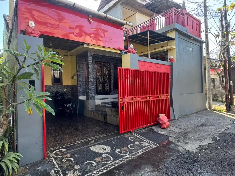 Di Kontrakan Rumah Lantai 2