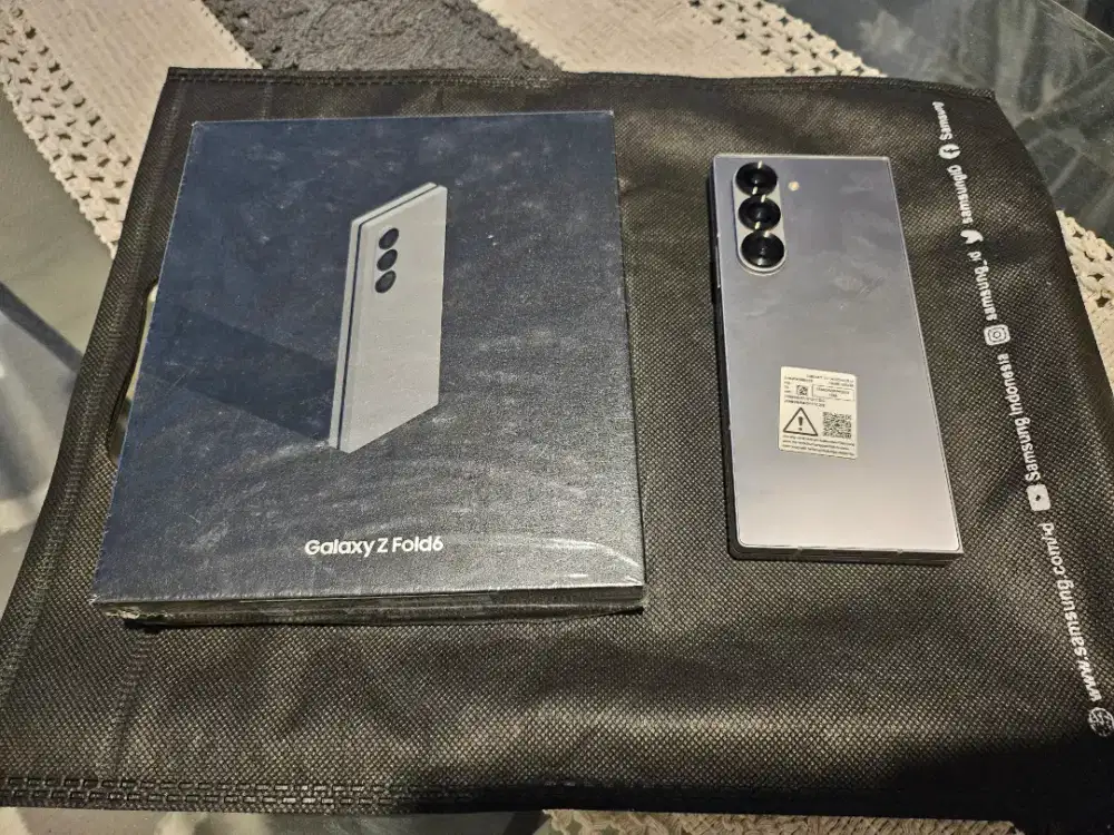 Samsung galaxy fold 6 12/256gb minus