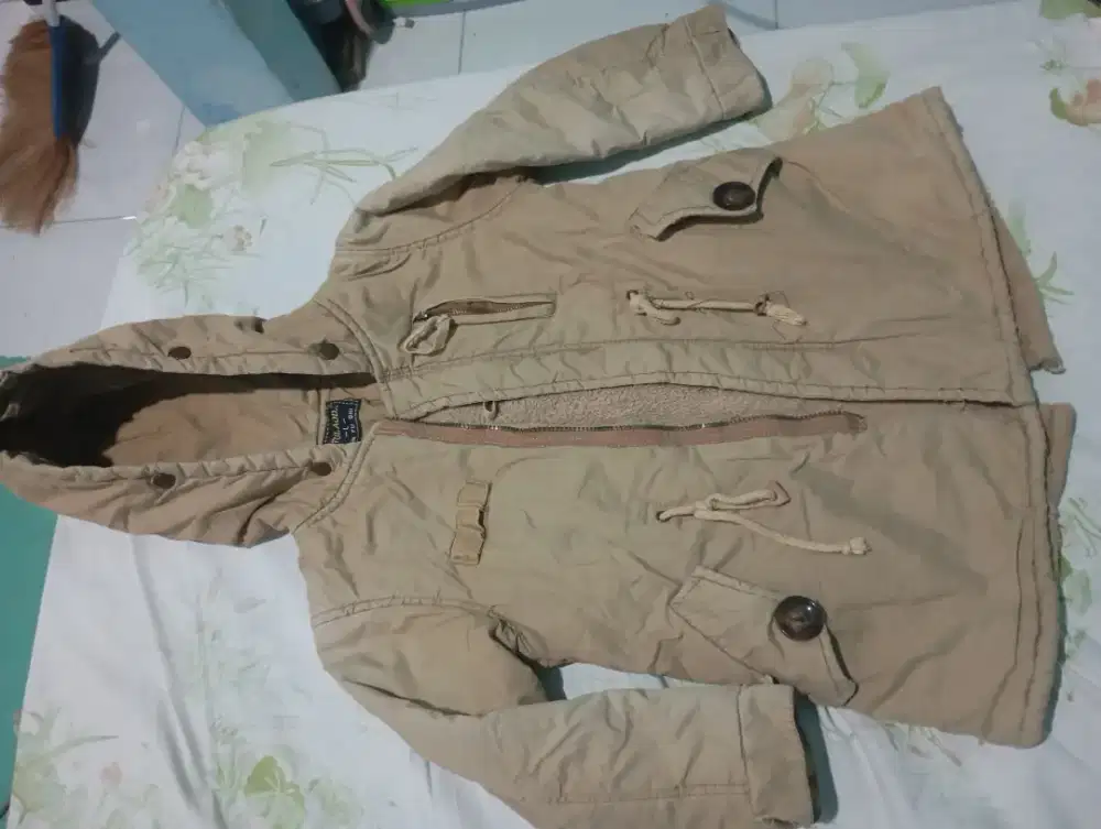 Jaket tebal anget anak