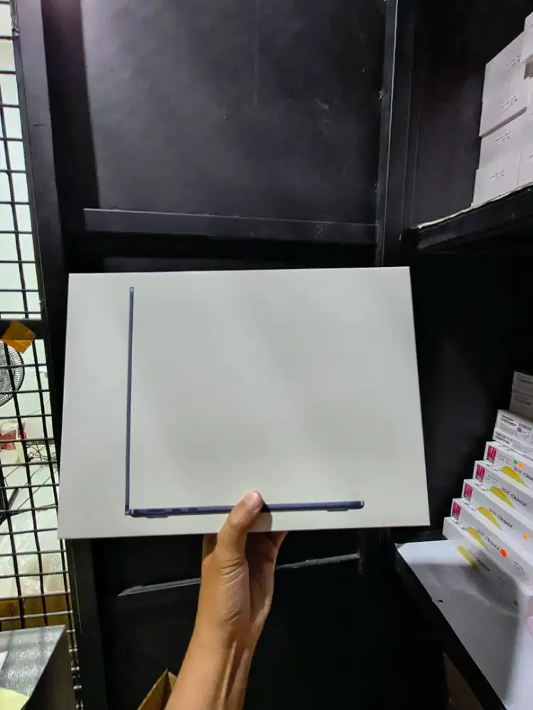 MACBOOK AIR 13 M5 16/512GB NEW GARANSI RESMI IBOX - BISA CICILAN