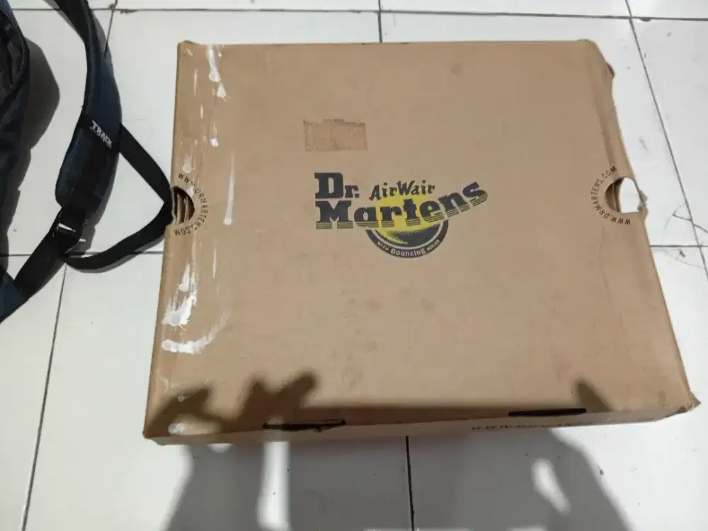 Sepatu  Dr.Martens (Leather type1490) ( Docmart ) wanita