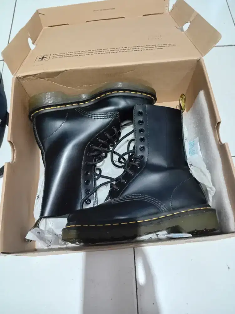 Sepatu  Dr.Martens (Leather type1490) ( Docmart ) wanita