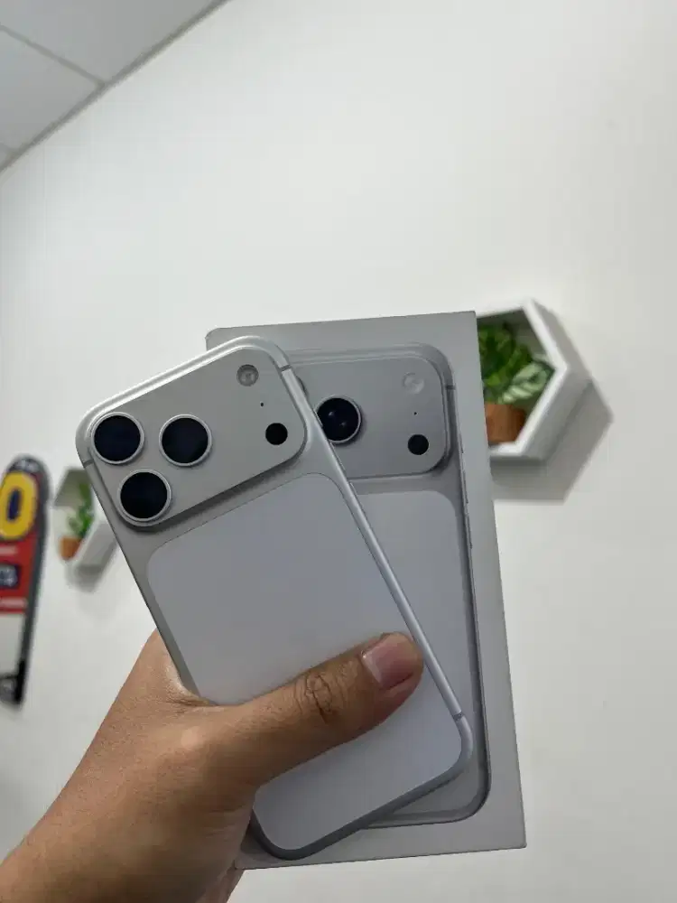Iphone 17 Pro 256 silver ibox